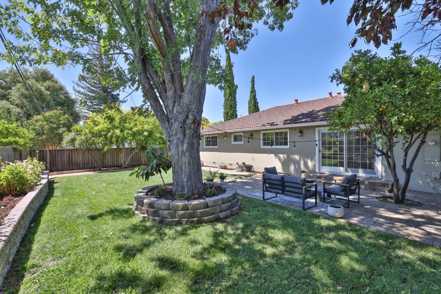 Detail Gallery Image 29 of 30 For 1330 Flower Ct, Cupertino,  CA 95014 - 4 Beds | 2/1 Baths