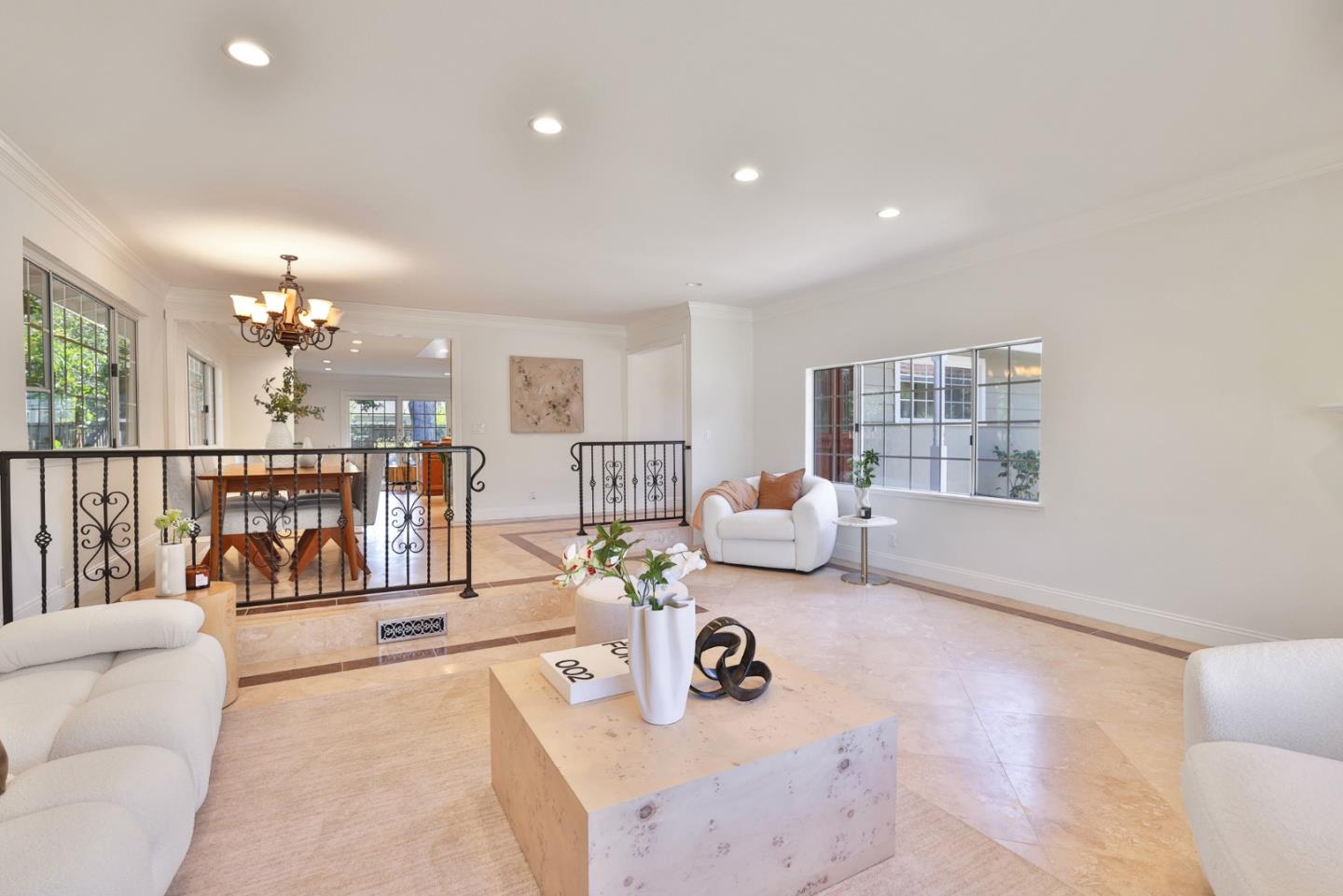 Detail Gallery Image 3 of 30 For 1330 Flower Ct, Cupertino,  CA 95014 - 4 Beds | 2/1 Baths