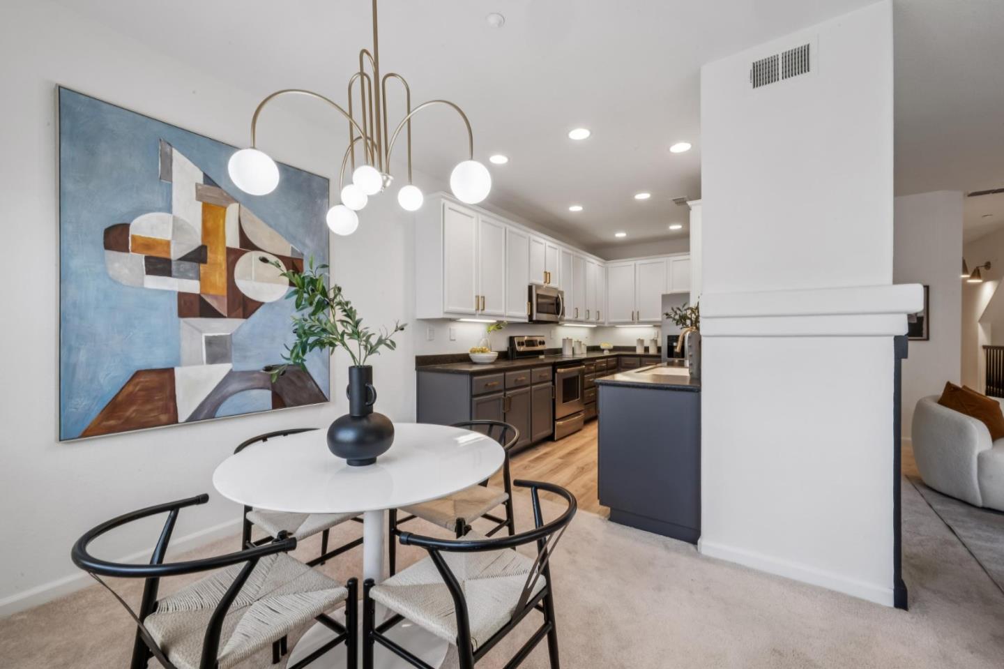 Detail Gallery Image 3 of 41 For 4843 Swinford Ct, Dublin,  CA 94568 - 3 Beds | 3 Baths