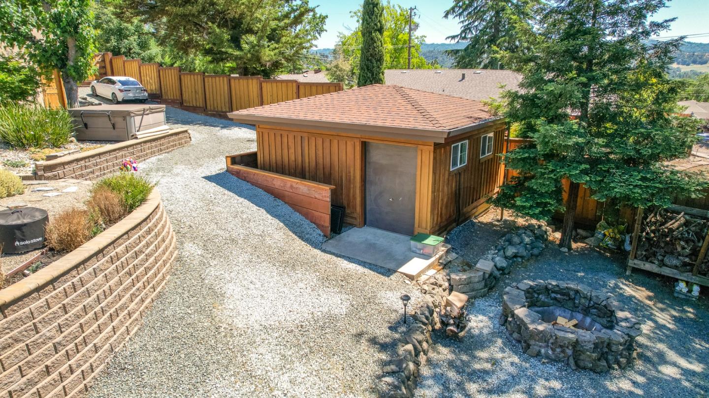 Detail Gallery Image 13 of 76 For 25 Adeline Dr, Walnut Creek,  CA 94596 - 4 Beds | 2/1 Baths