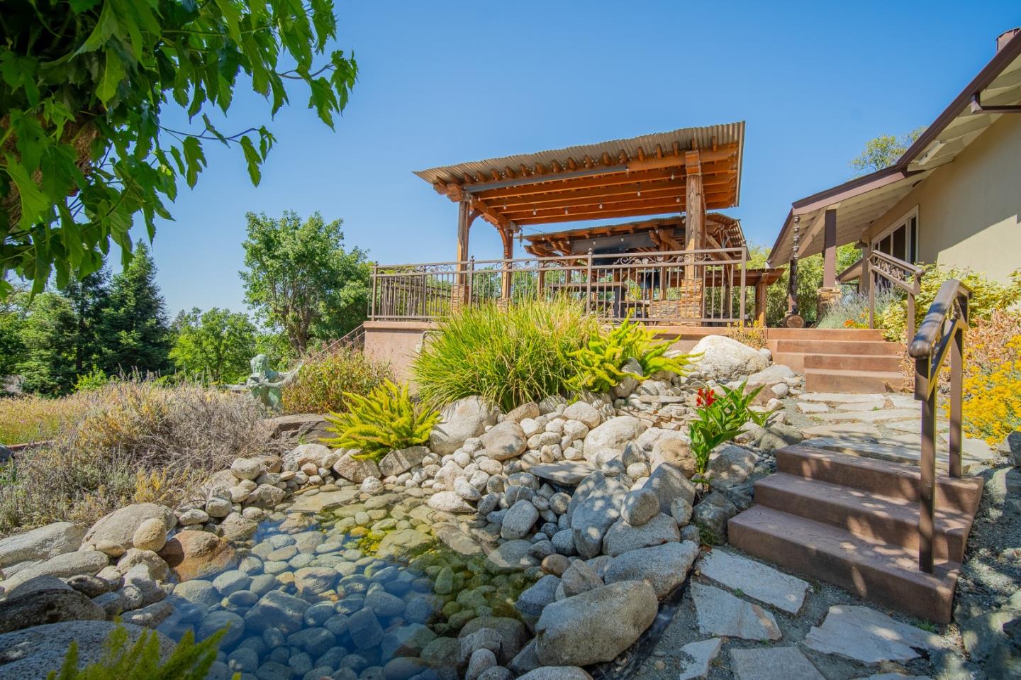 Detail Gallery Image 17 of 76 For 25 Adeline Dr, Walnut Creek,  CA 94596 - 4 Beds | 2/1 Baths