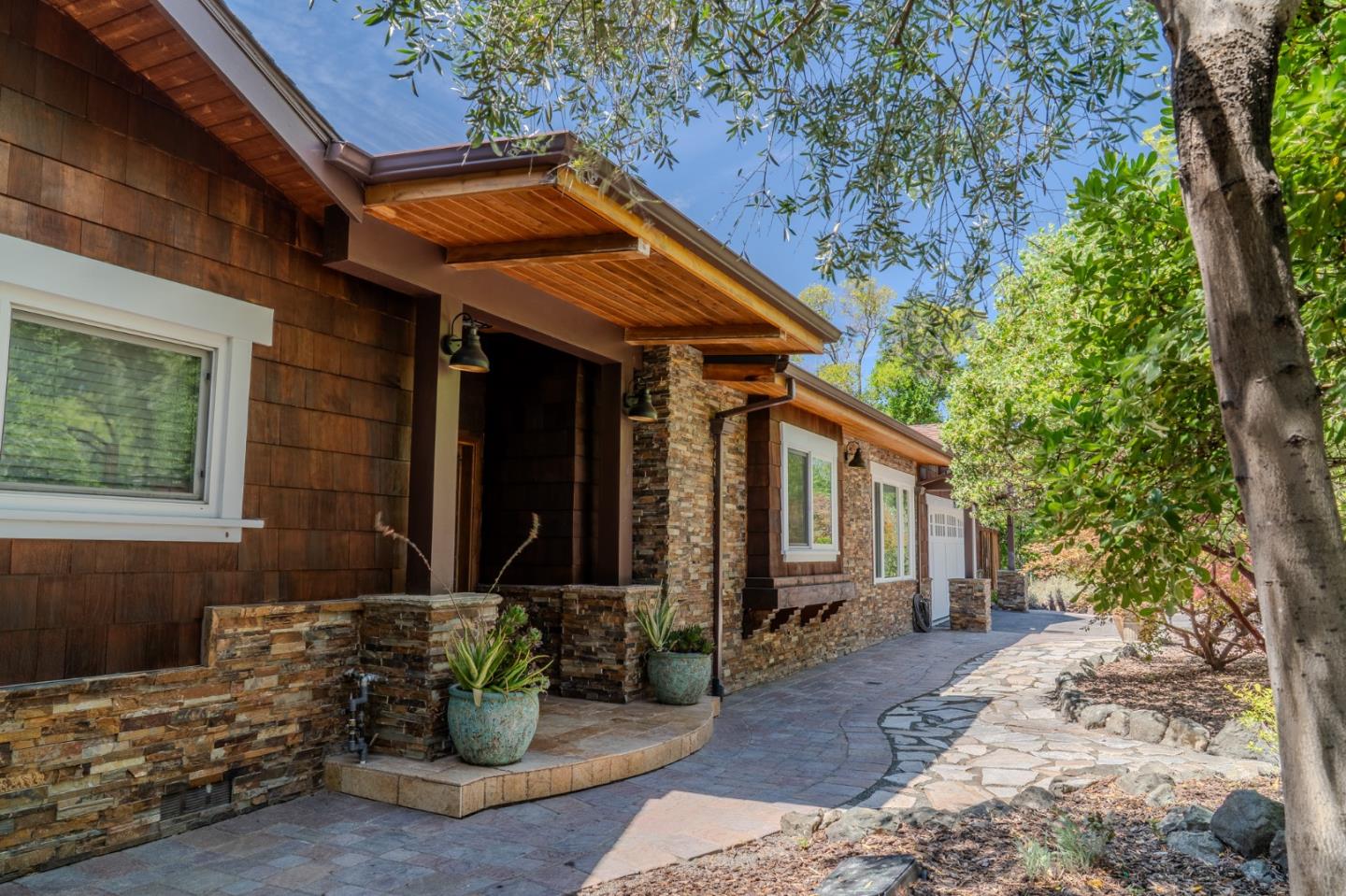 Detail Gallery Image 2 of 76 For 25 Adeline Dr, Walnut Creek,  CA 94596 - 4 Beds | 2/1 Baths