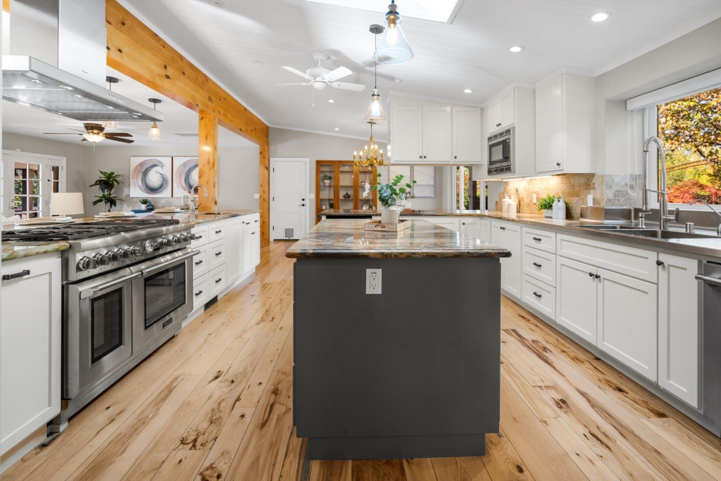Detail Gallery Image 29 of 76 For 25 Adeline Dr, Walnut Creek,  CA 94596 - 4 Beds | 2/1 Baths