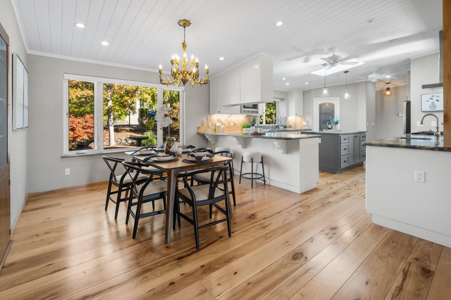 Detail Gallery Image 33 of 76 For 25 Adeline Dr, Walnut Creek,  CA 94596 - 4 Beds | 2/1 Baths