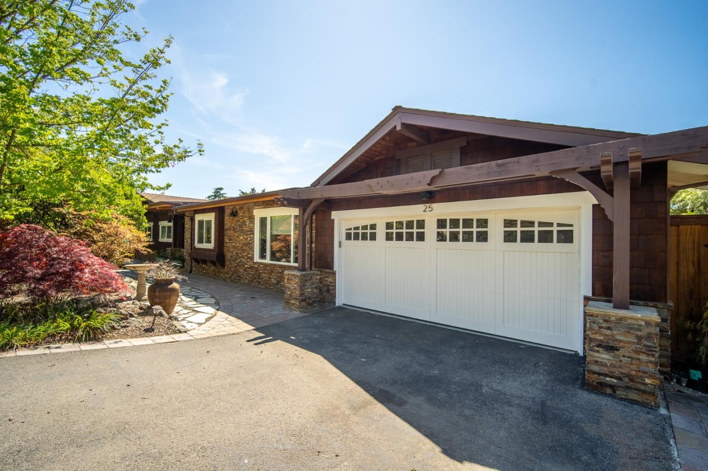 Detail Gallery Image 8 of 76 For 25 Adeline Dr, Walnut Creek,  CA 94596 - 4 Beds | 2/1 Baths