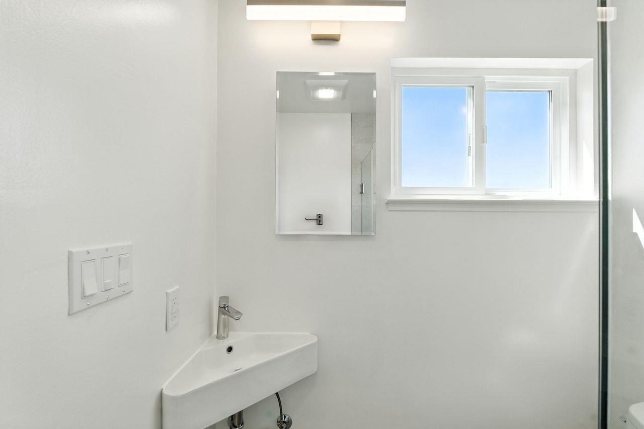 Detail Gallery Image 42 of 76 For 553 Diamond Ave, South San Francisco,  CA 94080 - 4 Beds | 3 Baths