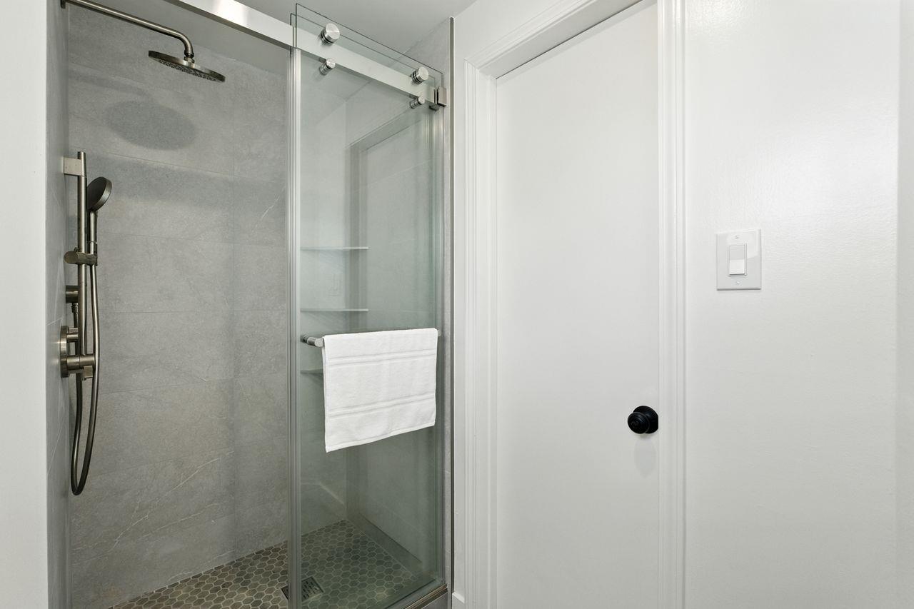 Detail Gallery Image 53 of 76 For 553 Diamond Ave, South San Francisco,  CA 94080 - 4 Beds | 3 Baths
