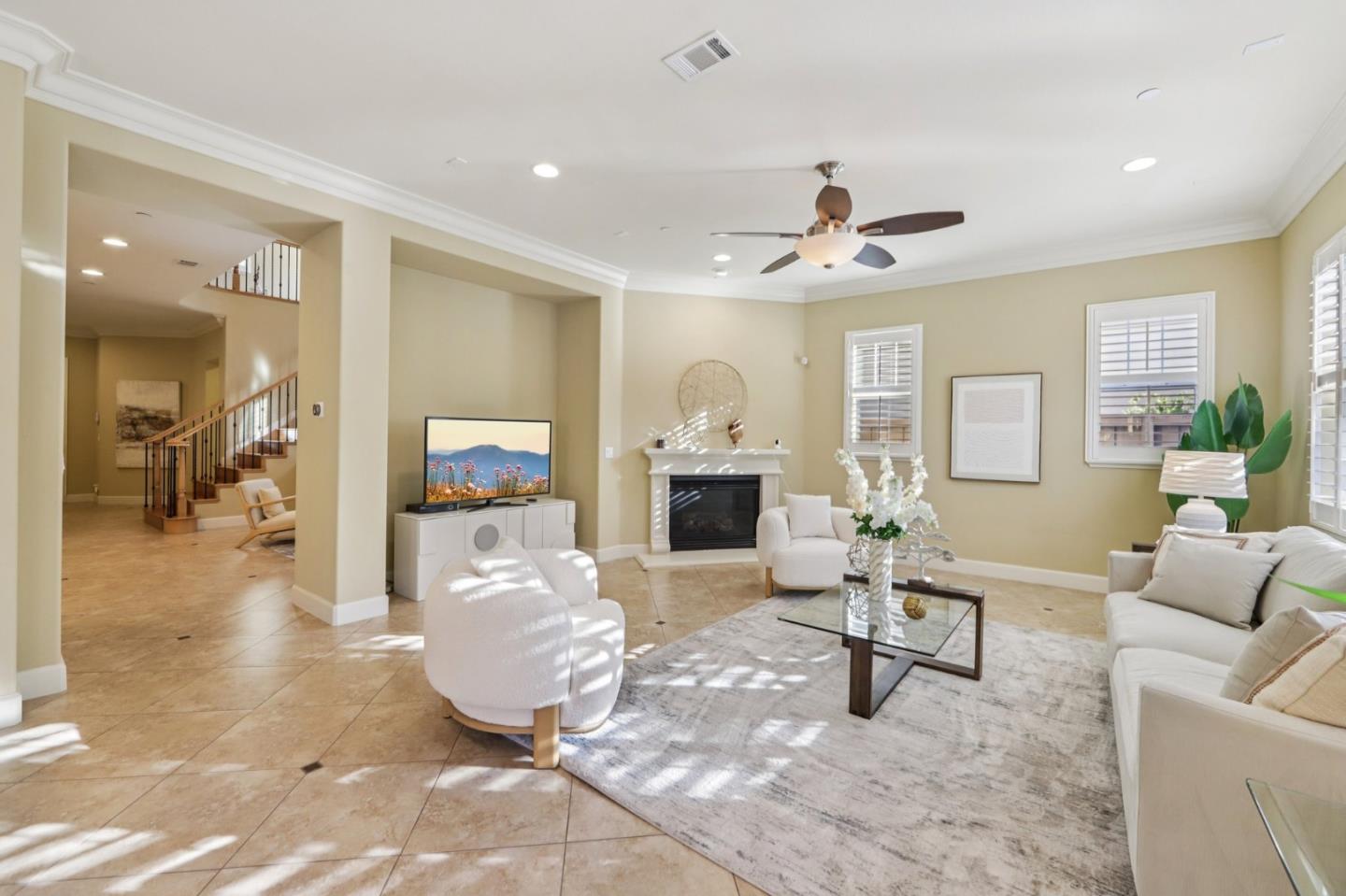 Detail Gallery Image 11 of 80 For 4511 Martin St, Union City,  CA 94587 - 5 Beds | 4 Baths