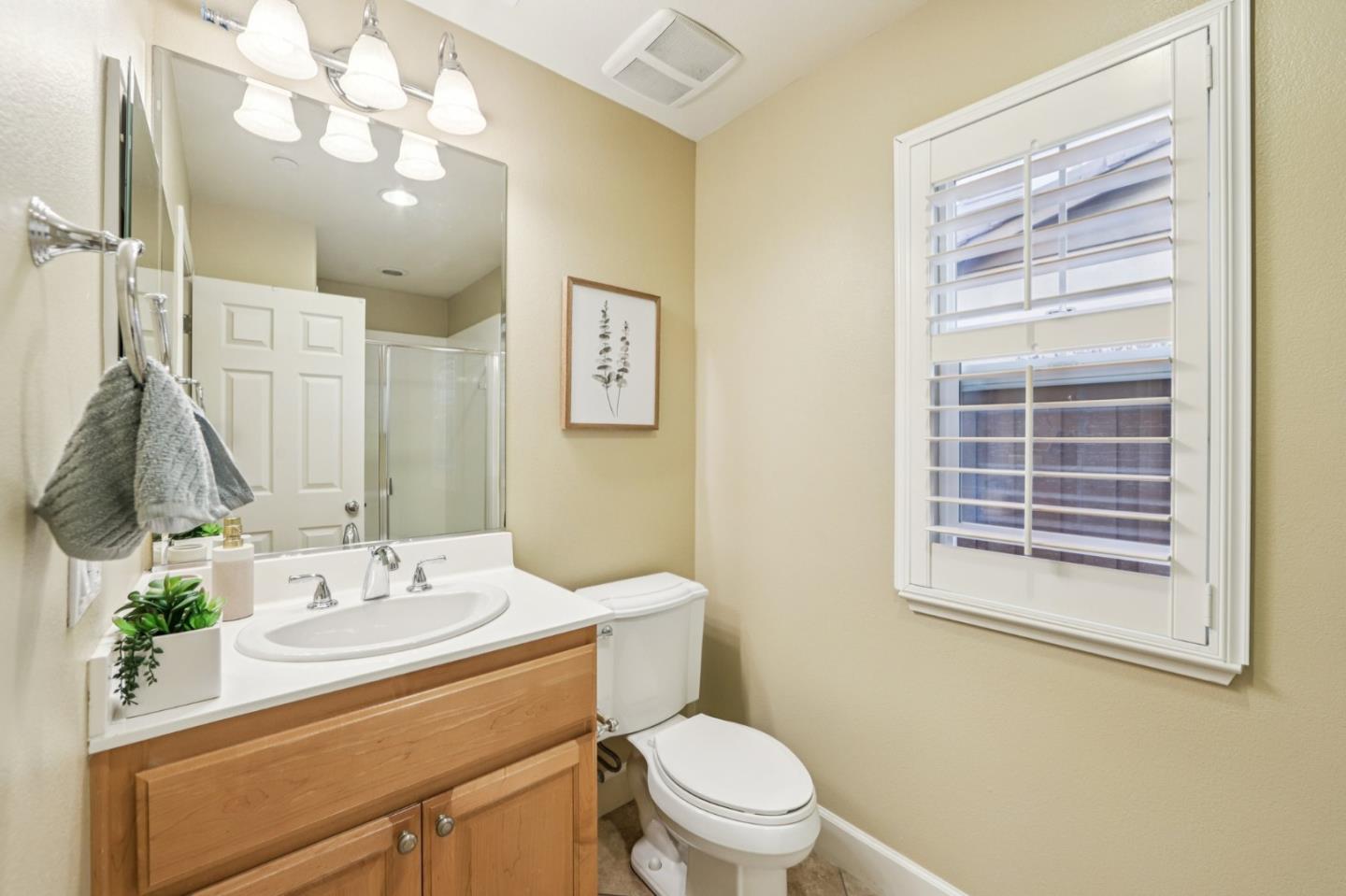 Detail Gallery Image 37 of 80 For 4511 Martin St, Union City,  CA 94587 - 5 Beds | 4 Baths