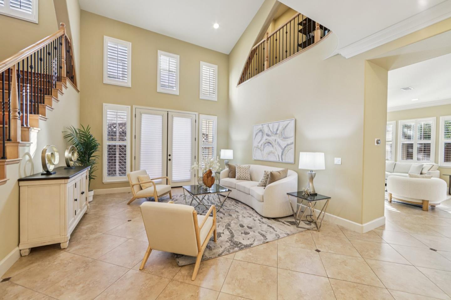 Detail Gallery Image 5 of 80 For 4511 Martin St, Union City,  CA 94587 - 5 Beds | 4 Baths