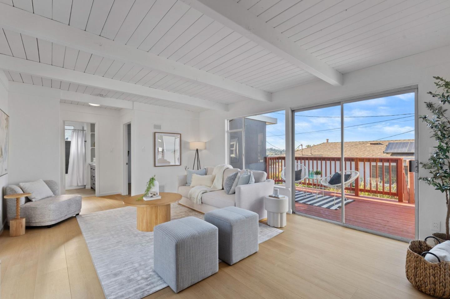 Detail Gallery Image 16 of 33 For 3806 Kenwood Ave, San Mateo,  CA 94403 - 4 Beds | 2 Baths