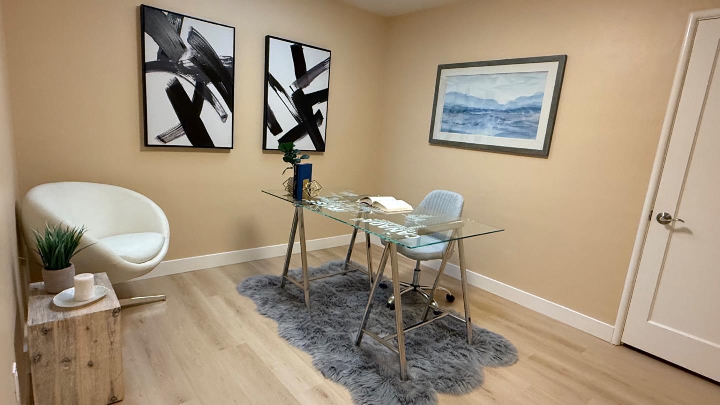 Detail Gallery Image 16 of 22 For 18612 Bucknall Rd, Saratoga,  CA 95070 - 4 Beds | 2 Baths