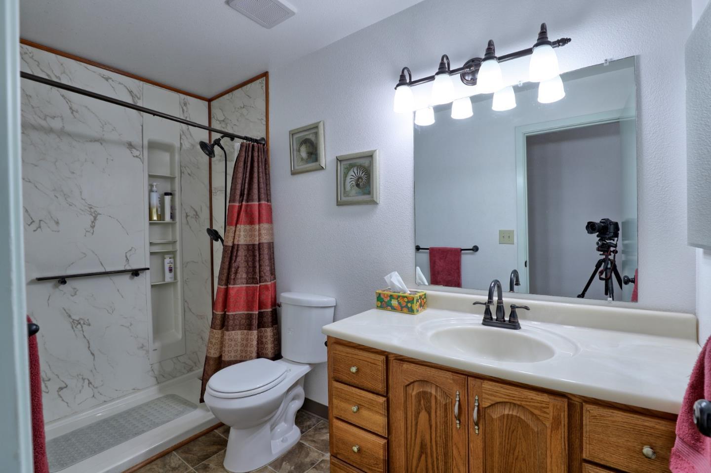 Detail Gallery Image 12 of 40 For 355 Otono Ct, San Jose,  CA 95111 - 3 Beds | 3 Baths