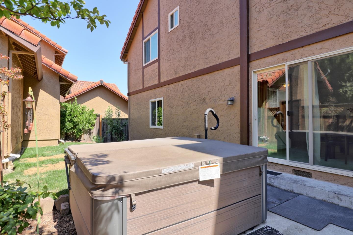 Detail Gallery Image 22 of 40 For 355 Otono Ct, San Jose,  CA 95111 - 3 Beds | 3 Baths