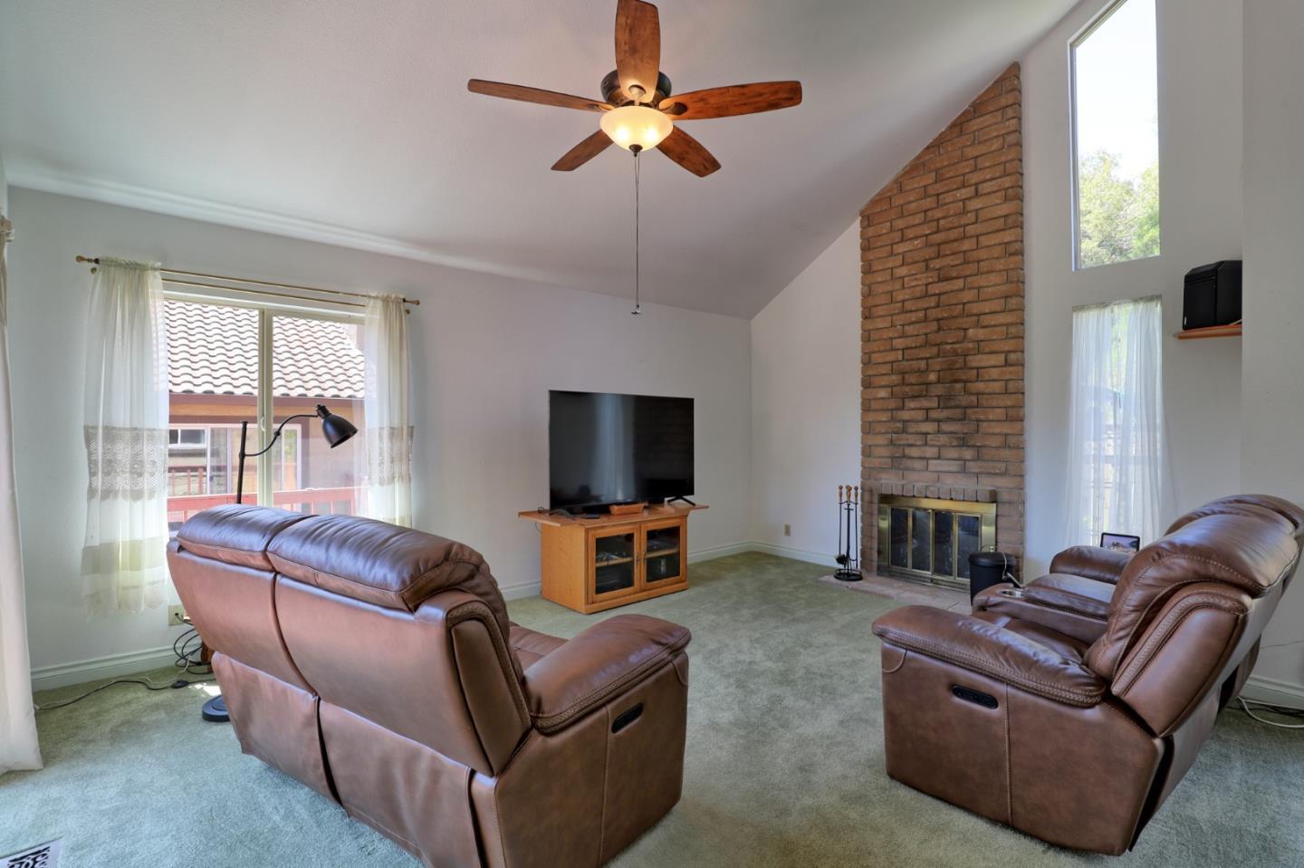 Detail Gallery Image 28 of 40 For 355 Otono Ct, San Jose,  CA 95111 - 3 Beds | 3 Baths