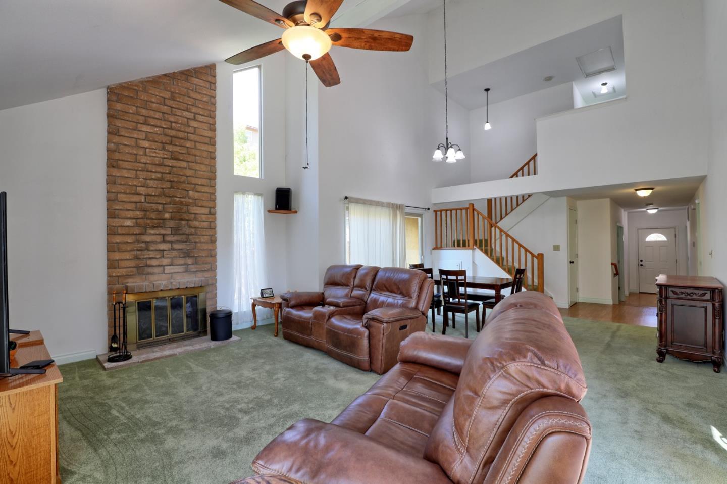 Detail Gallery Image 29 of 40 For 355 Otono Ct, San Jose,  CA 95111 - 3 Beds | 3 Baths