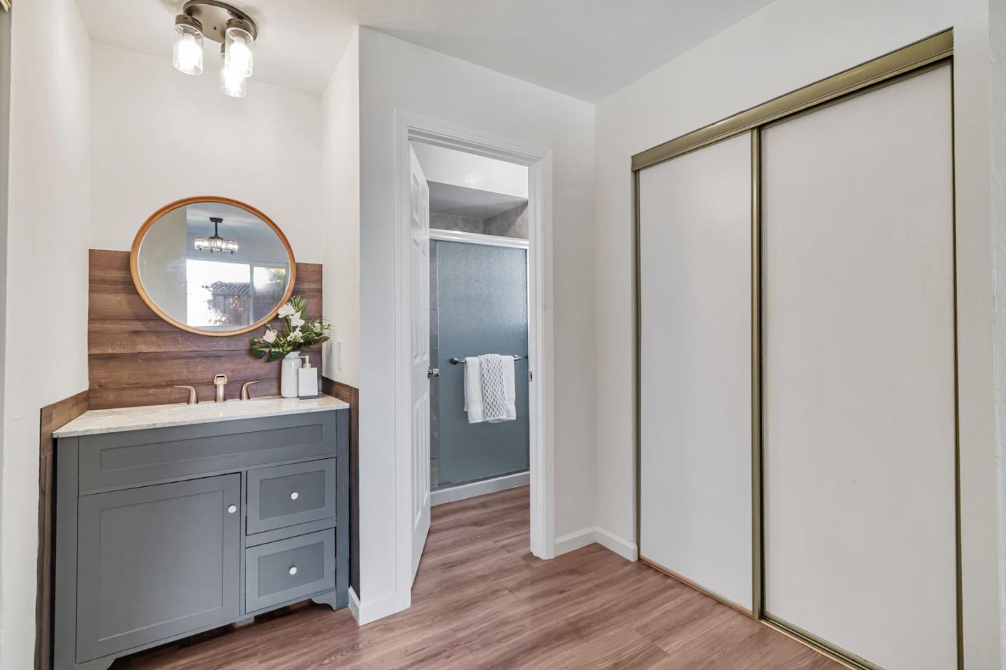Detail Gallery Image 10 of 17 For 5991 Sorrel Ave, San Jose,  CA 95123 - 5 Beds | 2 Baths