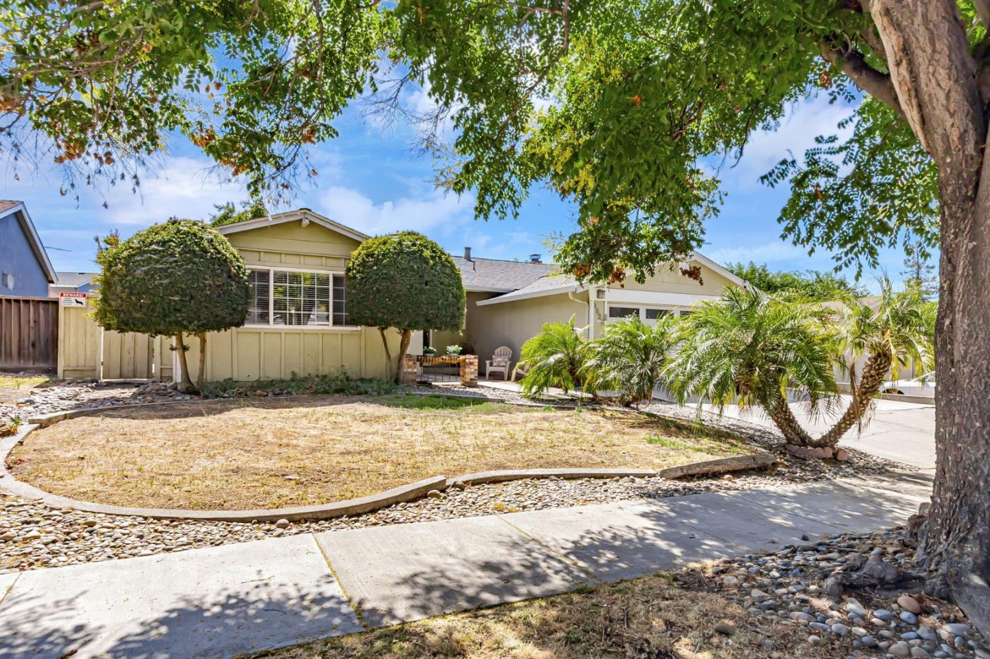 Detail Gallery Image 2 of 23 For 3527 Pine Creek Dr, San Jose,  CA 95132 - 4 Beds | 2 Baths