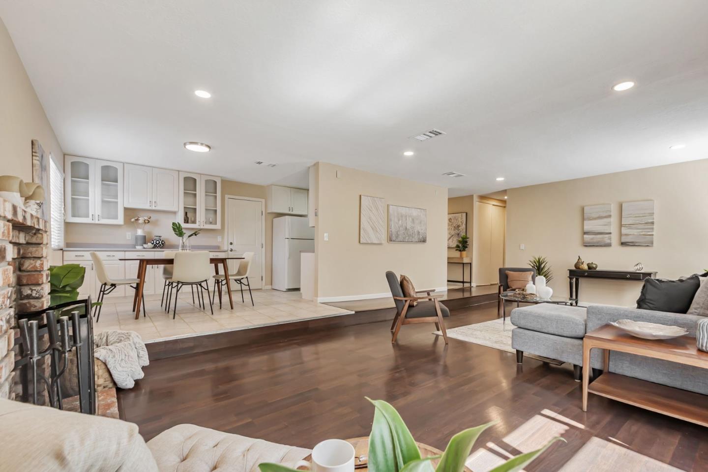 Detail Gallery Image 7 of 23 For 3527 Pine Creek Dr, San Jose,  CA 95132 - 4 Beds | 2 Baths