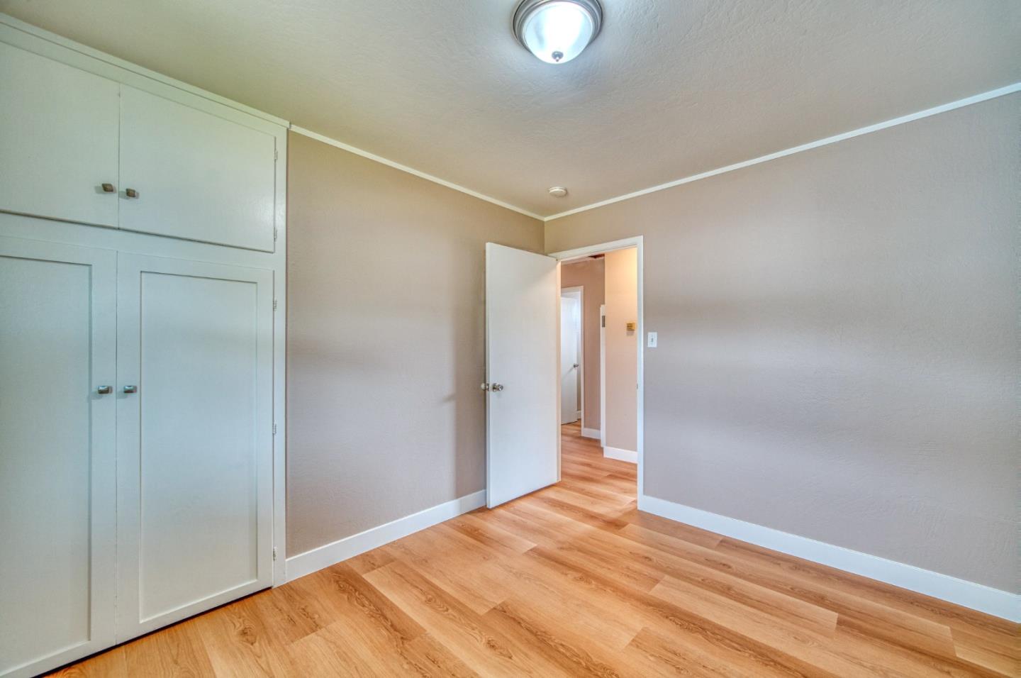 Detail Gallery Image 28 of 34 For 820 Linda Mar Blvd, Pacifica,  CA 94044 - 3 Beds | 1 Baths