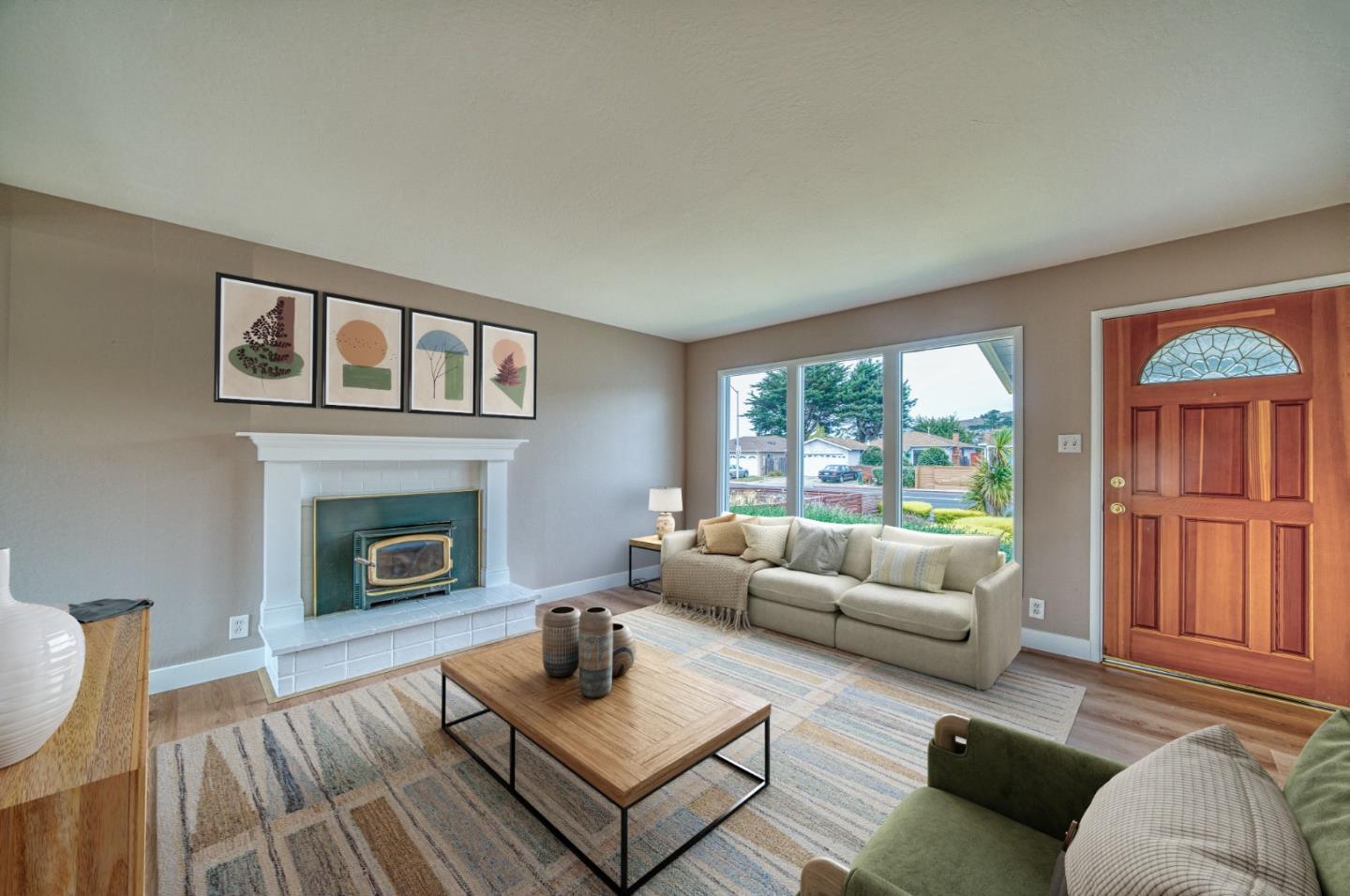 Detail Gallery Image 4 of 34 For 820 Linda Mar Blvd, Pacifica,  CA 94044 - 3 Beds | 1 Baths
