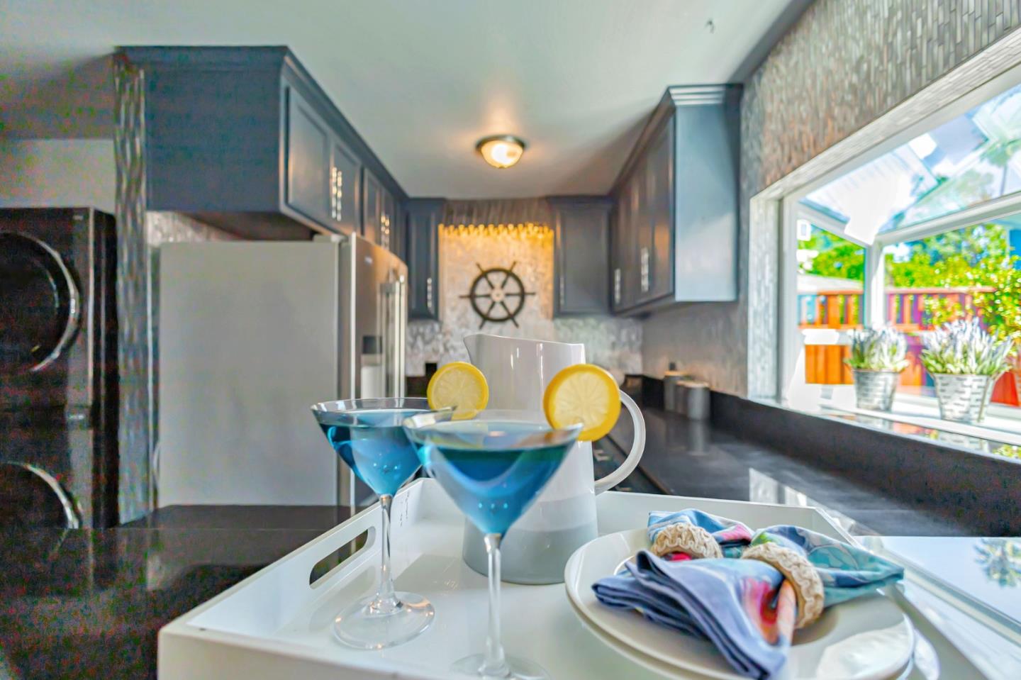 Detail Gallery Image 11 of 38 For 722 Cayuga St, Santa Cruz,  CA 95062 - 3 Beds | 2 Baths