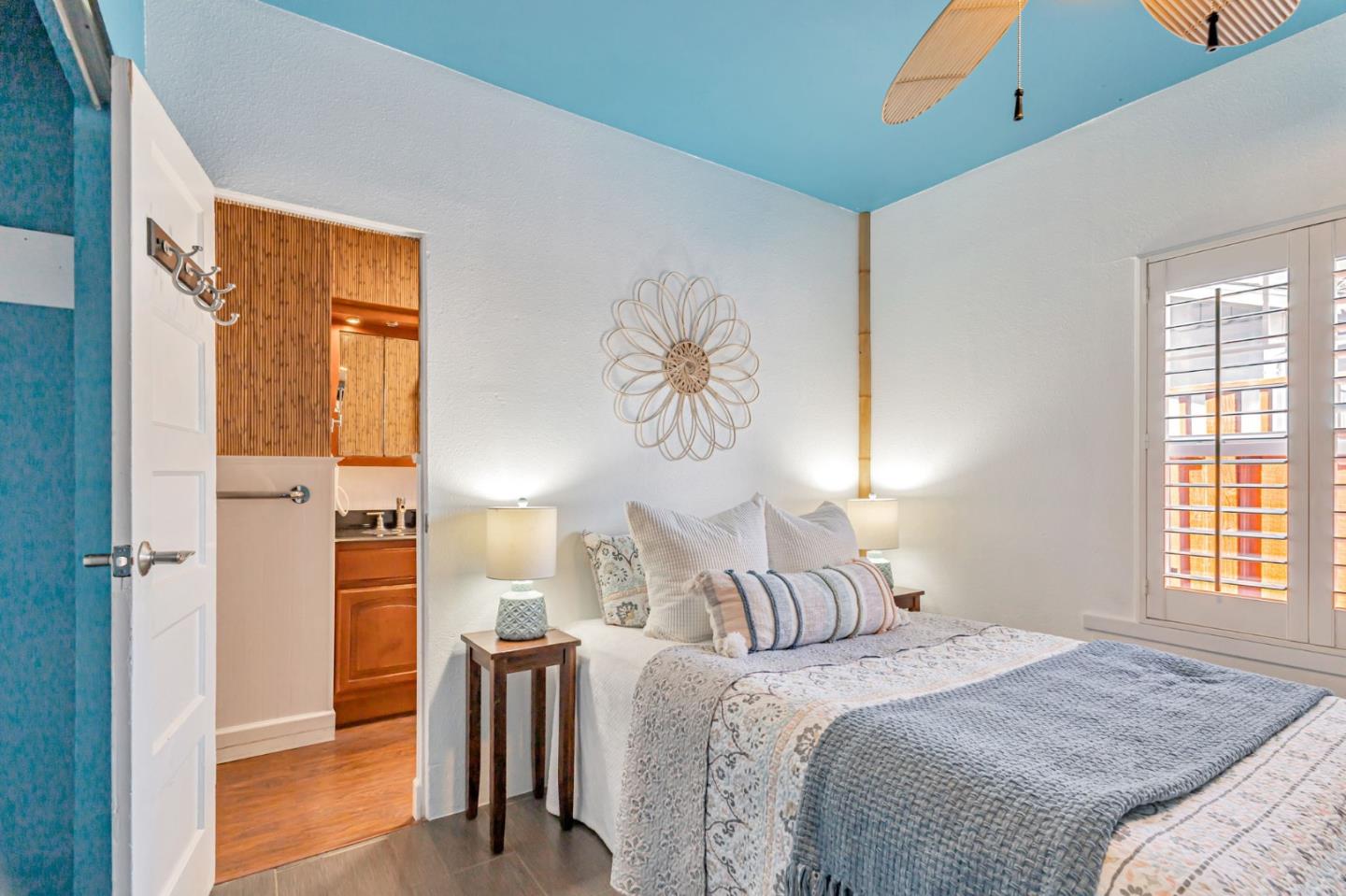 Detail Gallery Image 15 of 38 For 722 Cayuga St, Santa Cruz,  CA 95062 - 3 Beds | 2 Baths
