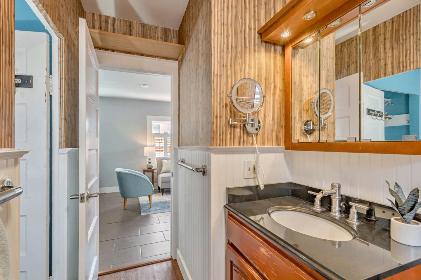 Detail Gallery Image 18 of 38 For 722 Cayuga St, Santa Cruz,  CA 95062 - 3 Beds | 2 Baths