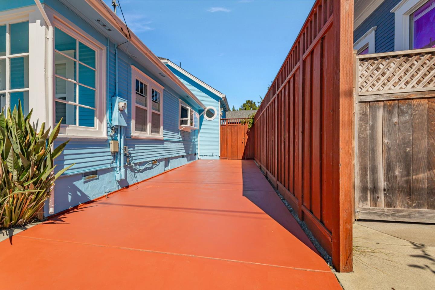 Detail Gallery Image 34 of 38 For 722 Cayuga St, Santa Cruz,  CA 95062 - 3 Beds | 2 Baths