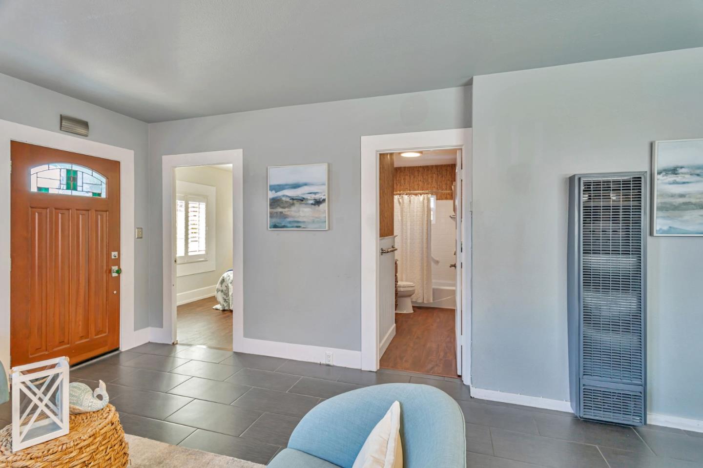 Detail Gallery Image 8 of 38 For 722 Cayuga St, Santa Cruz,  CA 95062 - 3 Beds | 2 Baths
