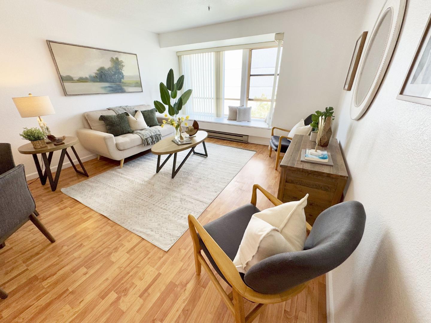 Detail Gallery Image 3 of 10 For 763 Franklin St #420,  Oakland,  CA 94607 - 1 Beds | 1 Baths