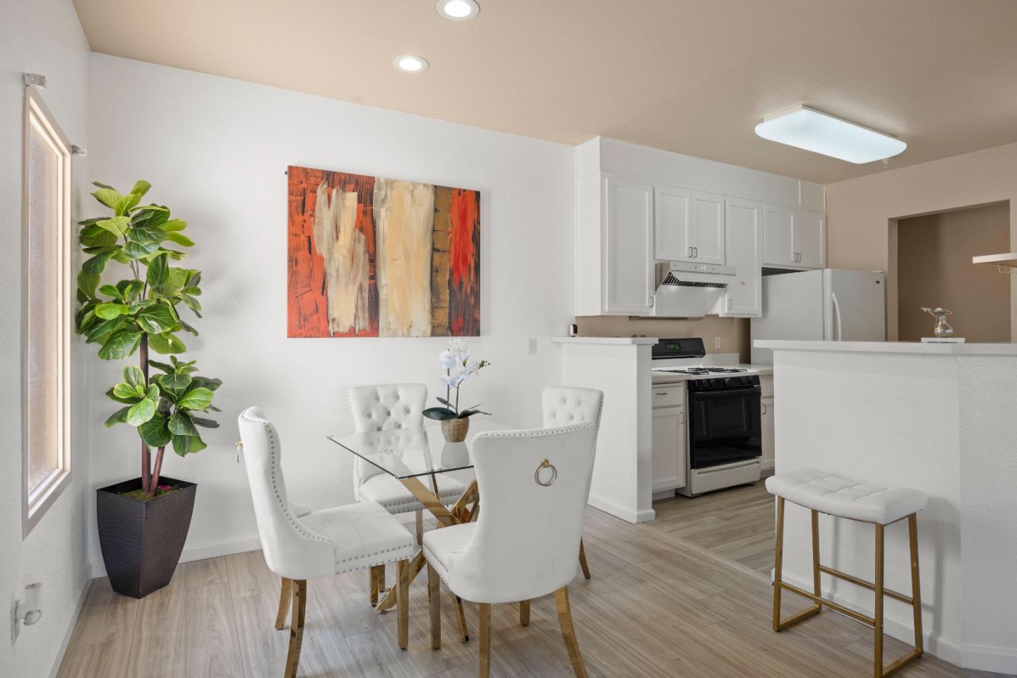 Detail Gallery Image 4 of 28 For 2177 Alum Rock Ave #134,  San Jose,  CA 95116 - 2 Beds | 2 Baths
