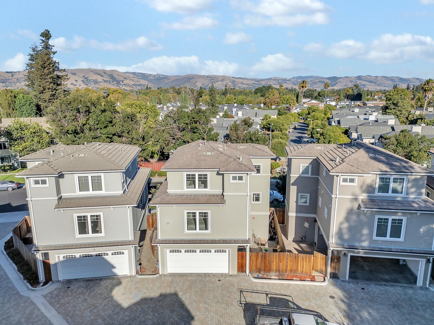 Detail Gallery Image 35 of 41 For 1337 Araujo St, San Jose,  CA 95131 - 4 Beds | 4 Baths