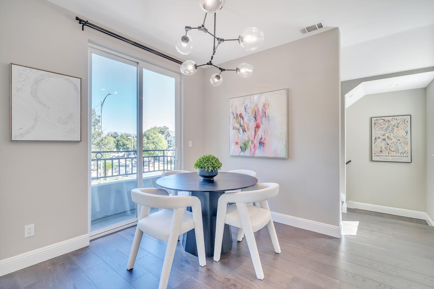 Detail Gallery Image 9 of 41 For 1337 Araujo St, San Jose,  CA 95131 - 4 Beds | 4 Baths