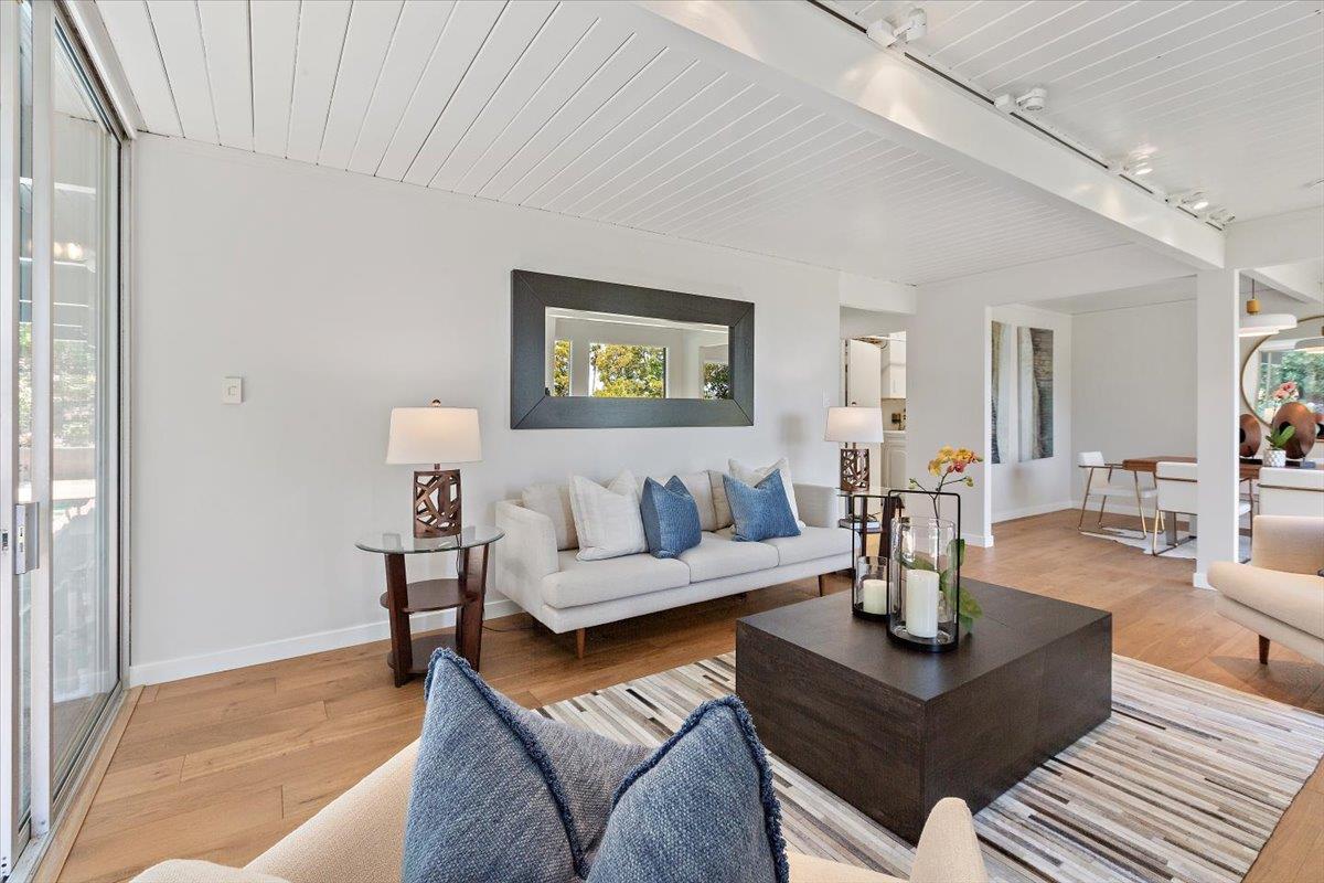 Detail Gallery Image 17 of 38 For 1531 Forge Rd, San Mateo,  CA 94402 - 4 Beds | 2 Baths