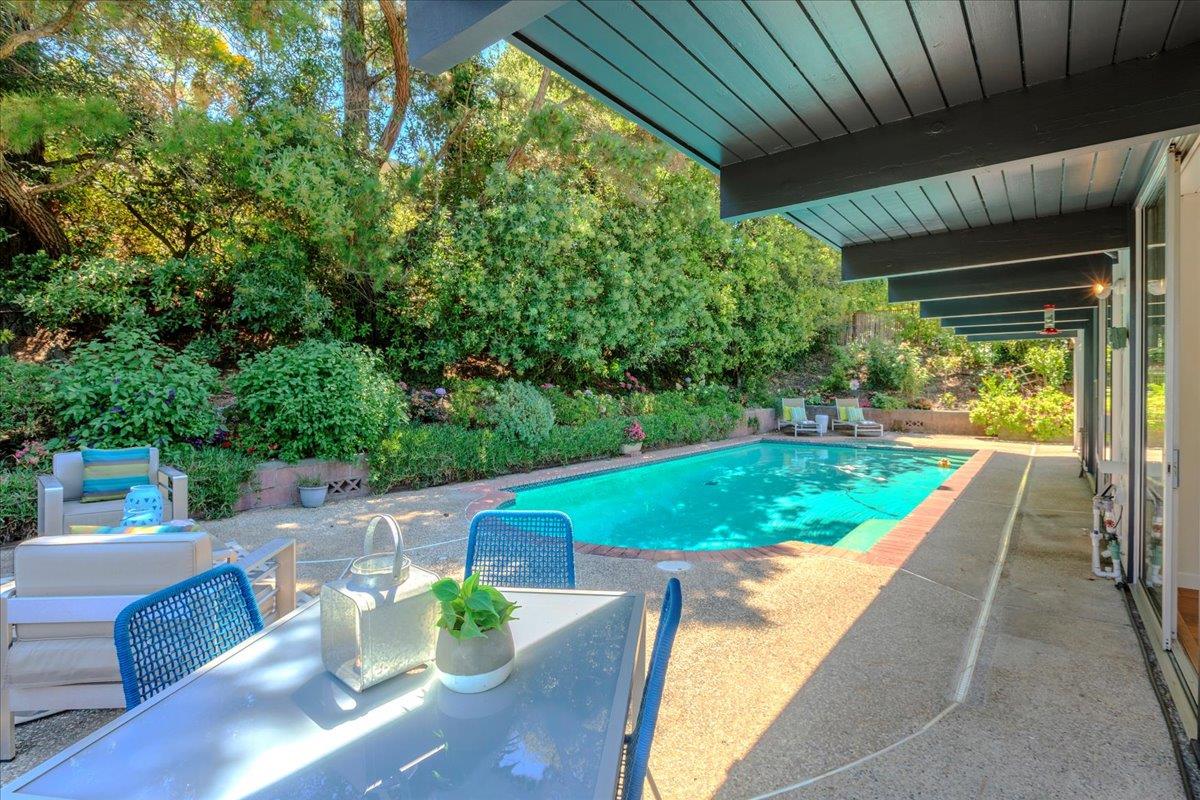 Detail Gallery Image 33 of 38 For 1531 Forge Rd, San Mateo,  CA 94402 - 4 Beds | 2 Baths