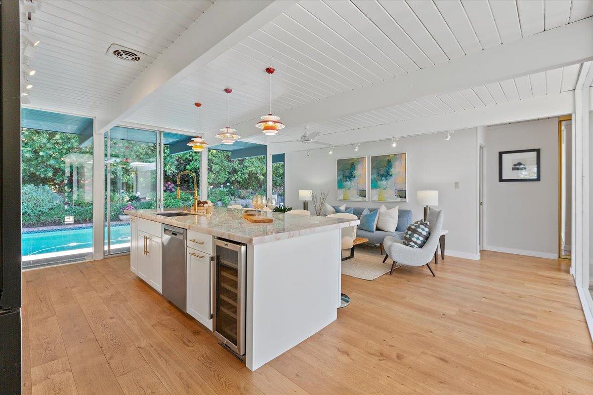 Detail Gallery Image 6 of 38 For 1531 Forge Rd, San Mateo,  CA 94402 - 4 Beds | 2 Baths