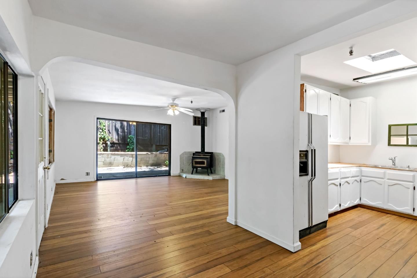 Detail Gallery Image 19 of 22 For 120 Miramontes Rd, Woodside,  CA 94062 - 5 Beds | 4/1 Baths
