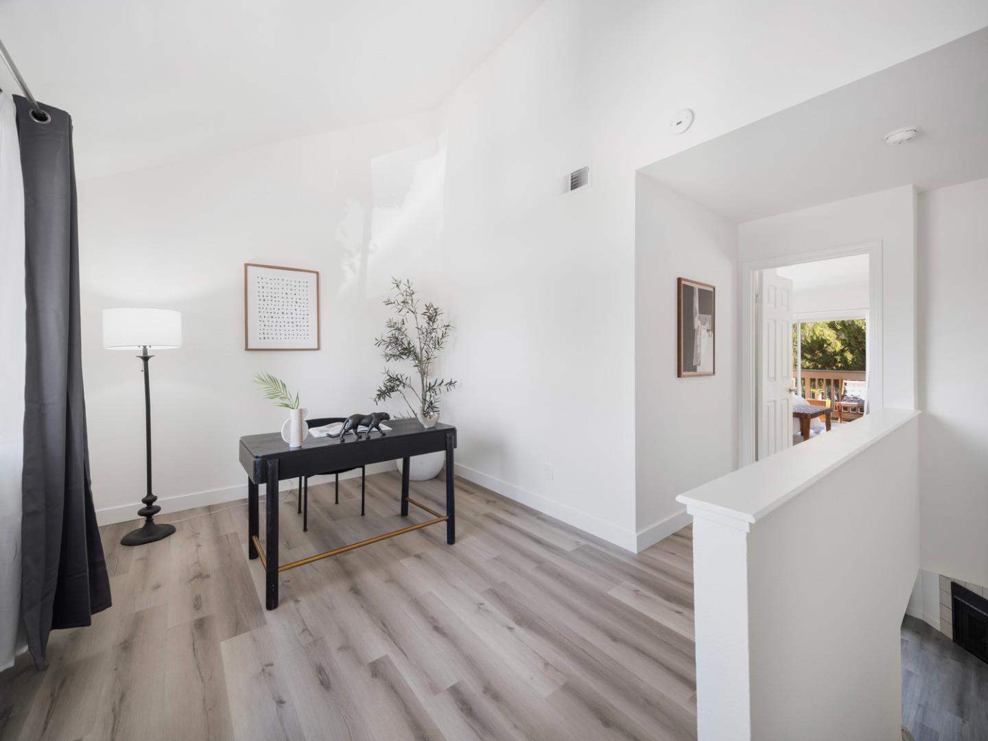 Detail Gallery Image 10 of 19 For 1068 Summerplace Dr, San Jose,  CA 95122 - 1 Beds | 1/1 Baths