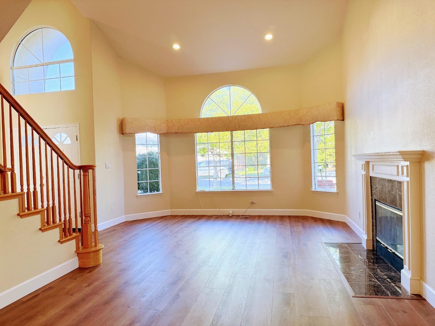 Detail Gallery Image 3 of 15 For 10163 Bret Ave, Cupertino,  CA 95014 - 5 Beds | 3/1 Baths