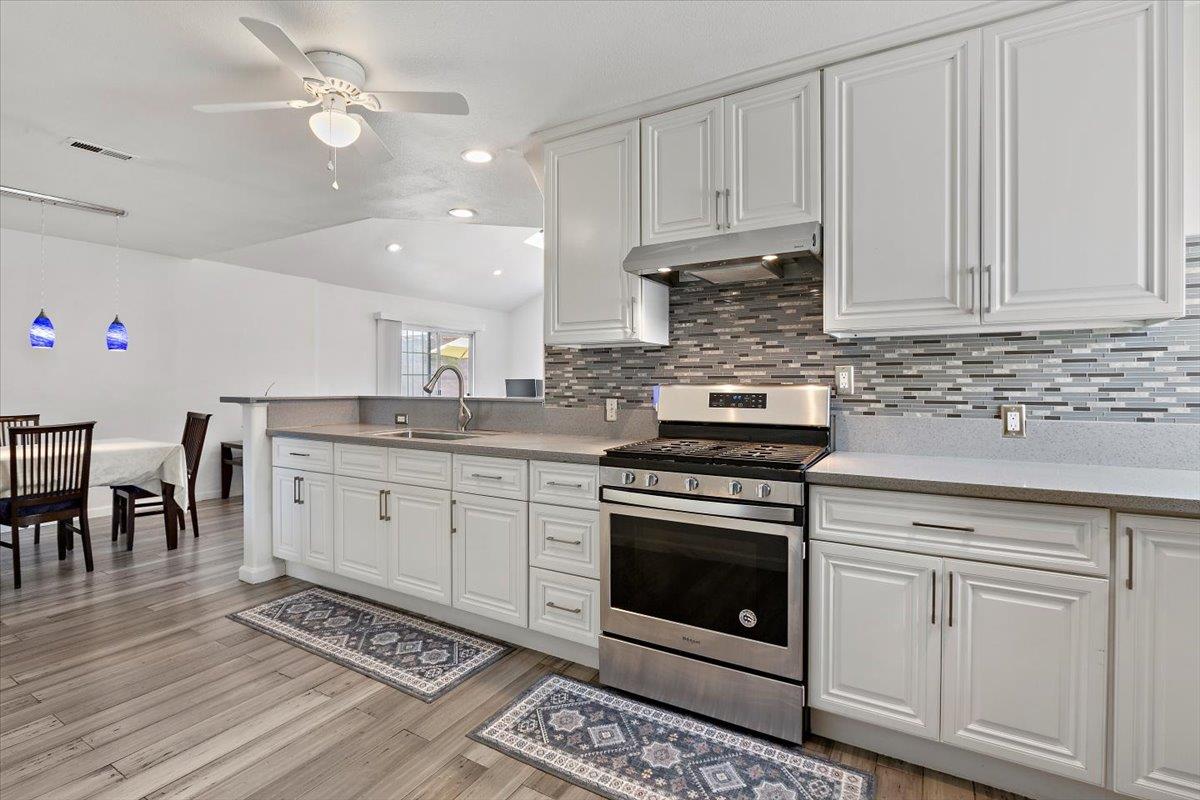 Detail Gallery Image 11 of 31 For 519 Longwood Ct, Hayward,  CA 94541 - 4 Beds | 2 Baths