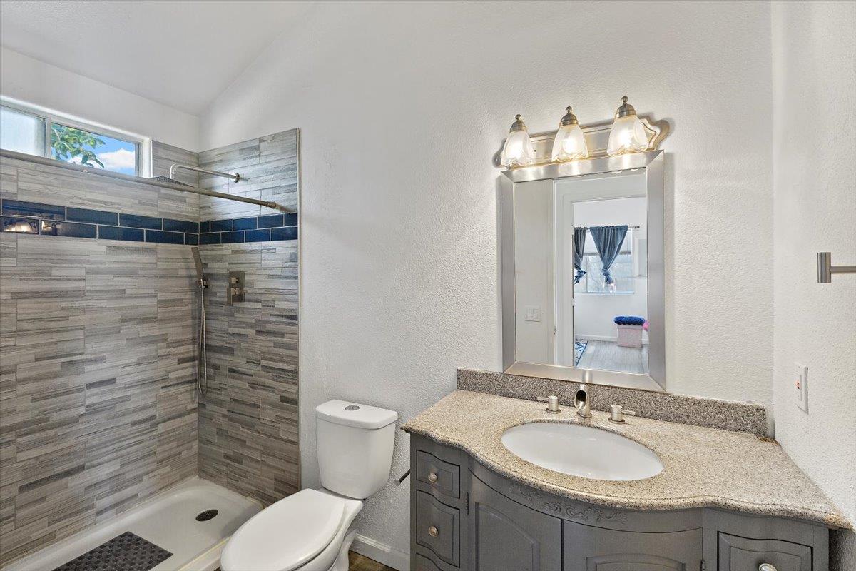 Detail Gallery Image 17 of 31 For 519 Longwood Ct, Hayward,  CA 94541 - 4 Beds | 2 Baths