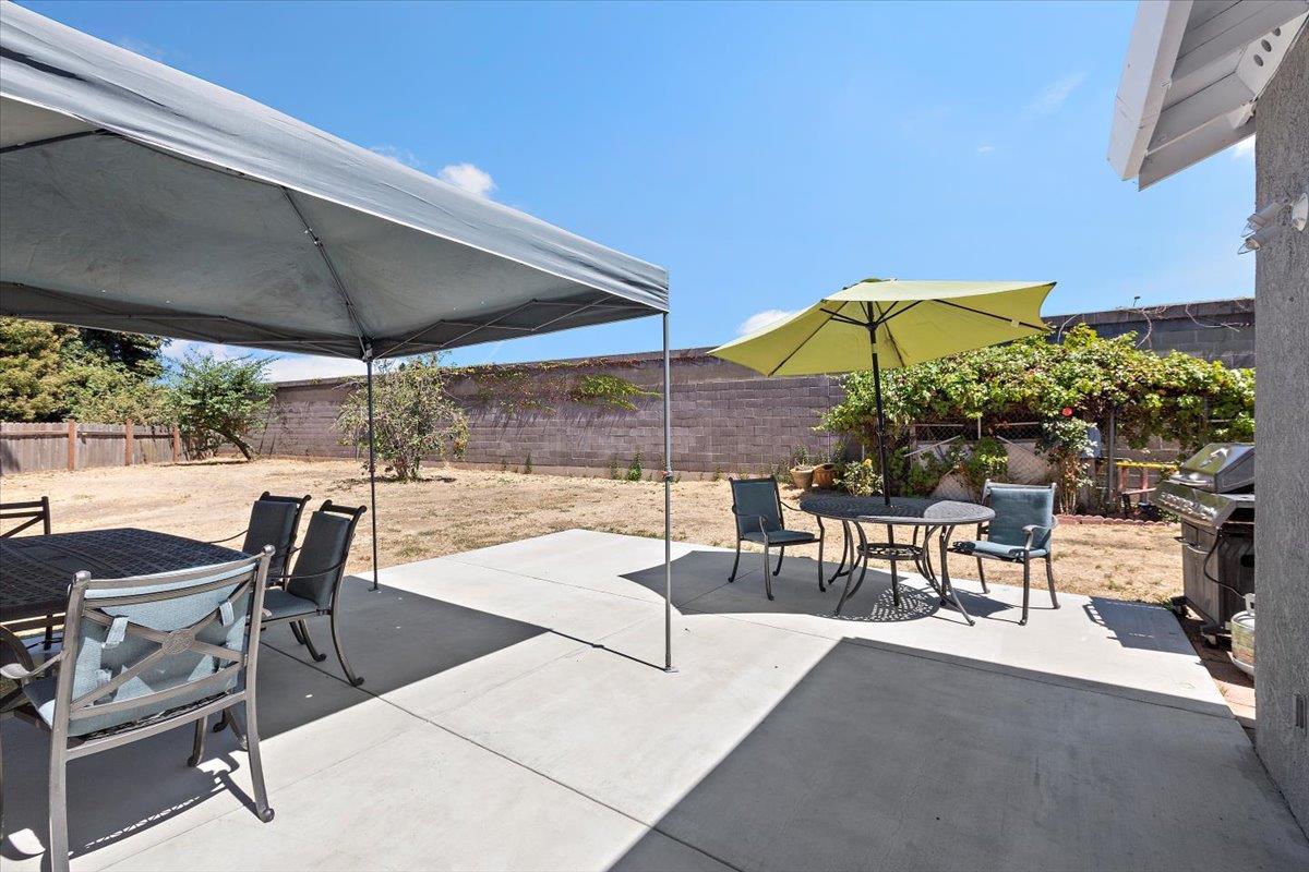 Detail Gallery Image 27 of 31 For 519 Longwood Ct, Hayward,  CA 94541 - 4 Beds | 2 Baths