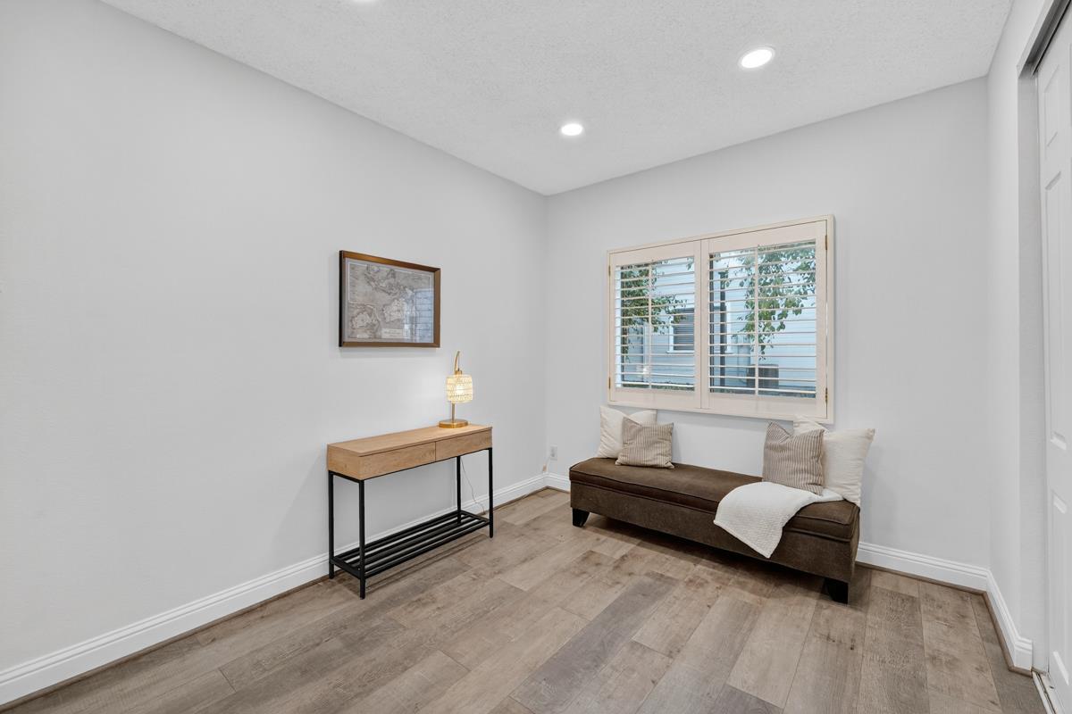Detail Gallery Image 16 of 25 For 482 Shadowgraph Dr, San Jose,  CA 95110 - 2 Beds | 2 Baths