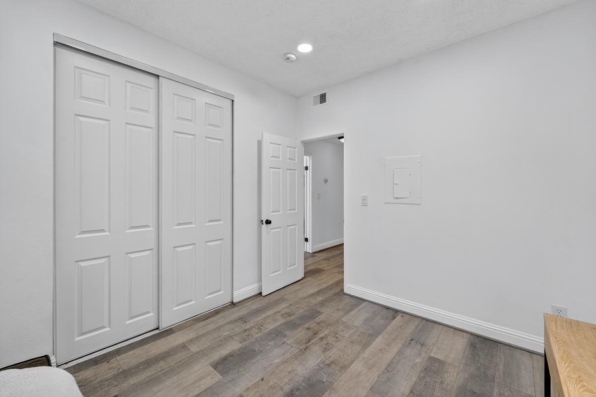 Detail Gallery Image 18 of 25 For 482 Shadowgraph Dr, San Jose,  CA 95110 - 2 Beds | 2 Baths