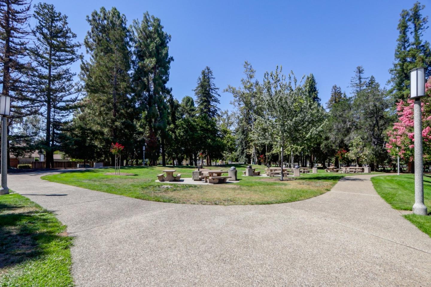 Detail Gallery Image 27 of 59 For 674 Kirkland Dr, Sunnyvale,  CA 94087 - – Beds | – Baths