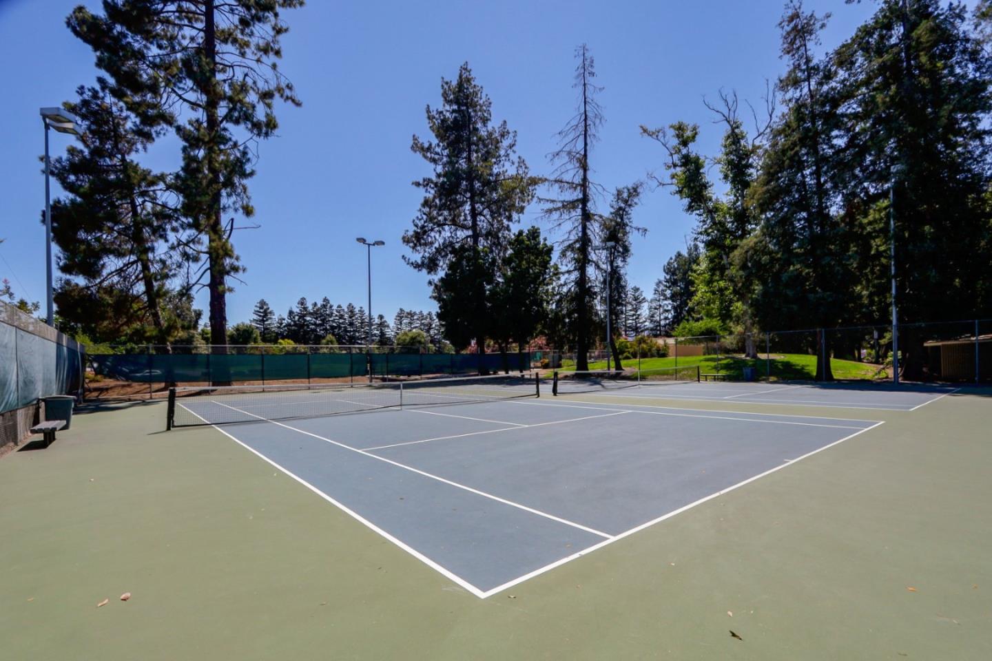 Detail Gallery Image 29 of 59 For 674 Kirkland Dr, Sunnyvale,  CA 94087 - – Beds | – Baths