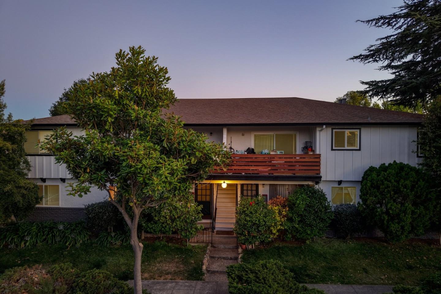 Detail Gallery Image 32 of 59 For 674 Kirkland Dr, Sunnyvale,  CA 94087 - – Beds | – Baths