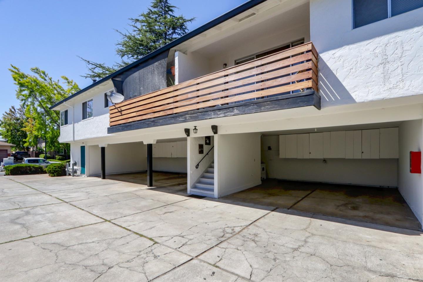 Detail Gallery Image 5 of 59 For 674 Kirkland Dr, Sunnyvale,  CA 94087 - – Beds | – Baths