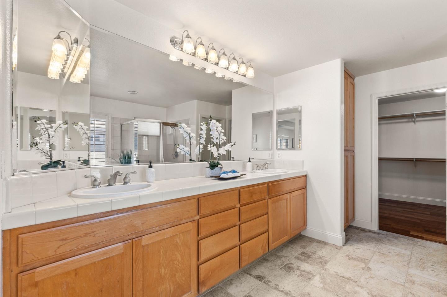 Detail Gallery Image 22 of 29 For 5939 Pala Mesa Dr, San Jose,  CA 95123 - 4 Beds | 2/1 Baths